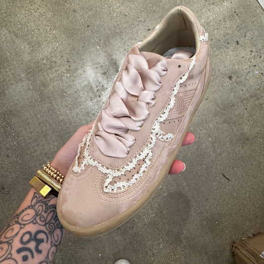The Eleanor Sneaker- Mauve