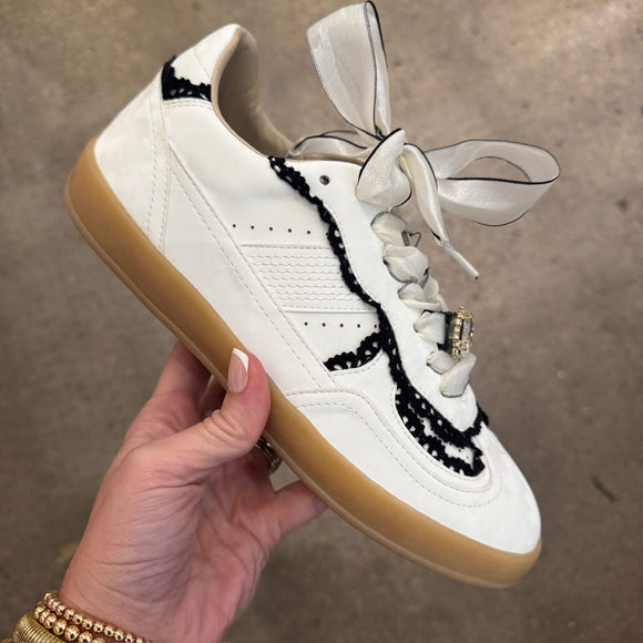 The Eleanor Sneaker- Black & White